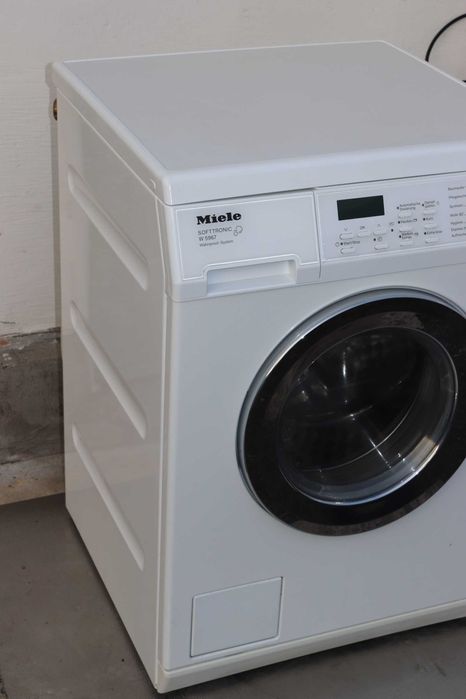Стиральная машина MIELE  W 5967