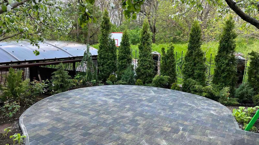 Тротуарная плитка Brukland по минимальной цене ОТ 394