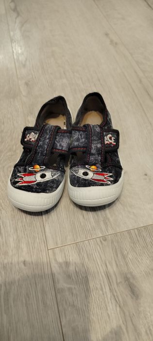 Buty dla chłopca rozm 29