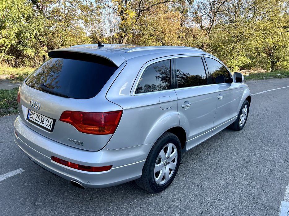 Audi Q7 - 3.0 TDI - quattro - S line - 7-ми місна
