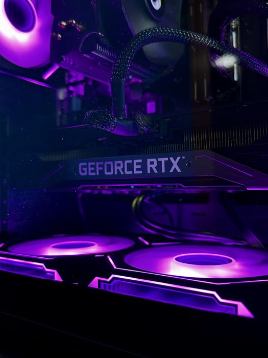 PRO komputer gamingowy RTX 3070 / RYZEN 7 3700X / RAM IRDM PRO 3600Mhz