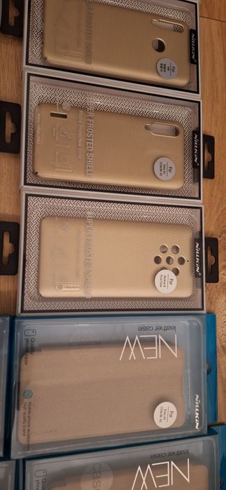 Etui  38szt do różnych marek telefonow
