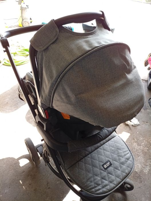 Carrinho bebé (3 em 1)