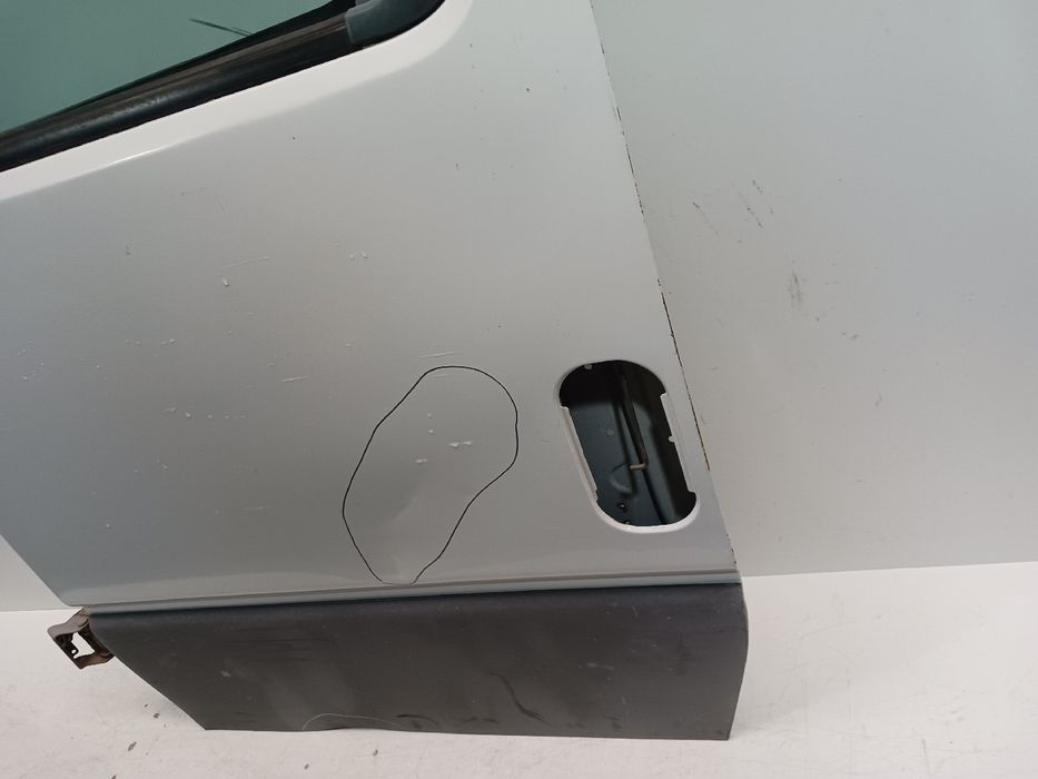 Porta trás esquerda MITSUBISHI Canter (FB7, FB8, FE7, FE8) VII
