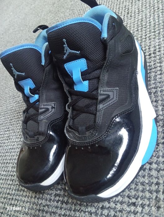 Buty damskie sportowe Jordan Stay Loyal 3 r. 38