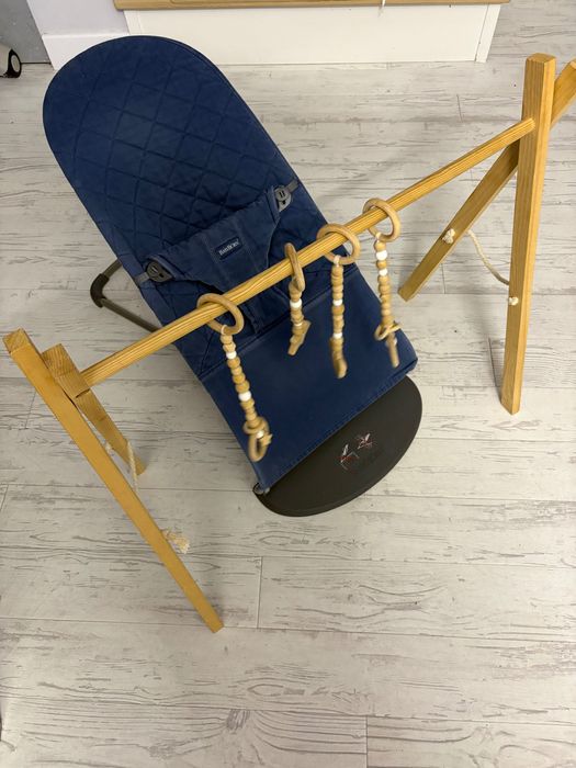 Bujak Baby Bjorn z drewnianym pałąkiem