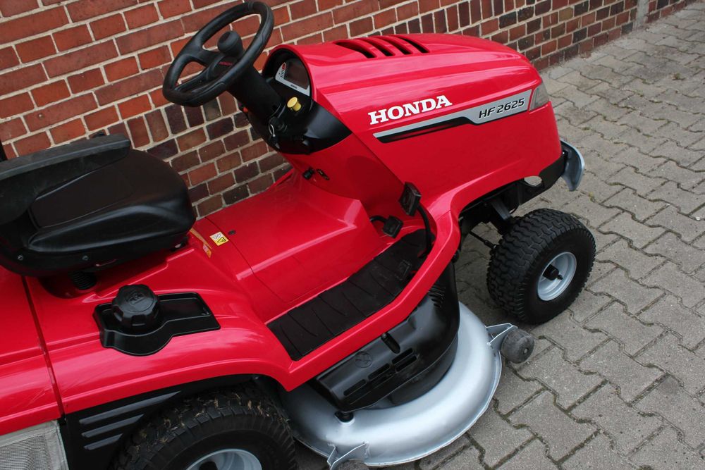 Honda 2625 V2 TRAKTOREK Kosiarka