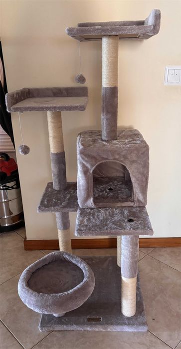 Árvore para gatos - 121 cm