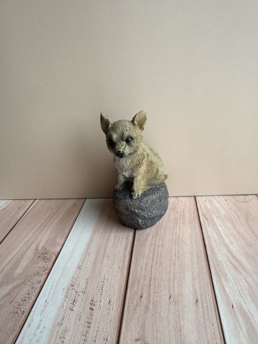 Figurka chihuahua