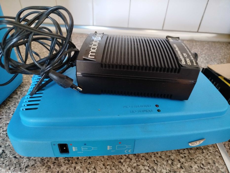 Geladeira elétrica da campingaz