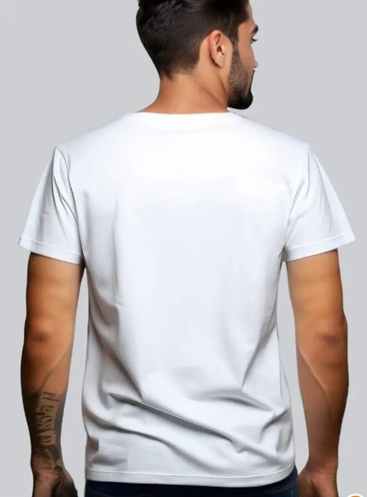 Tshirt lisa em algodão