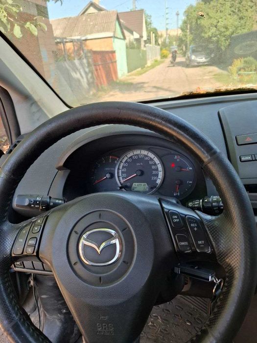 продам Mazda 5.
