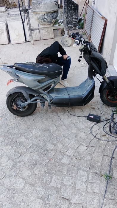 Vendo mota elétrica