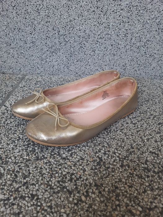 Пакет женской одежды и обуви