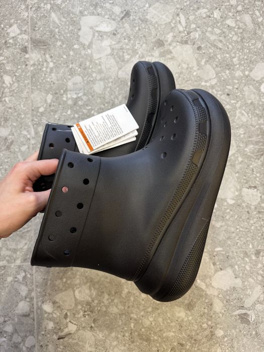 Crocs crush boot