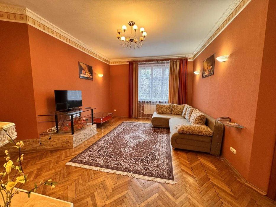 Оренда 4 кім. квартири в елітній частині міста. вул. Дорошенка - Львів