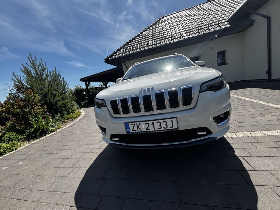 Jeep cherokee overland 3.2