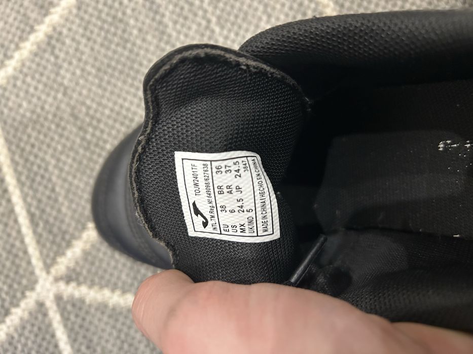 Продам сороконіжки Joma Toledo