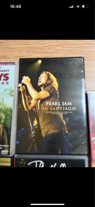DVD de concertos e histórias de bandas