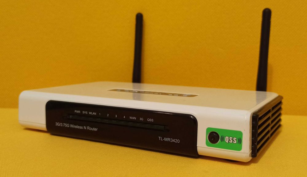 Wi-Fi роутер TP-LINK TL-MR3420 (USB/3G/3.75G)