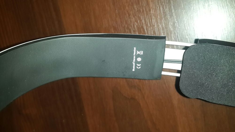 Наушники Bluetooth-гарнитура BRAVIS HS-901B