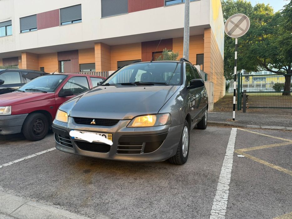 Mitsubishi 1.3 5p ipo impecável