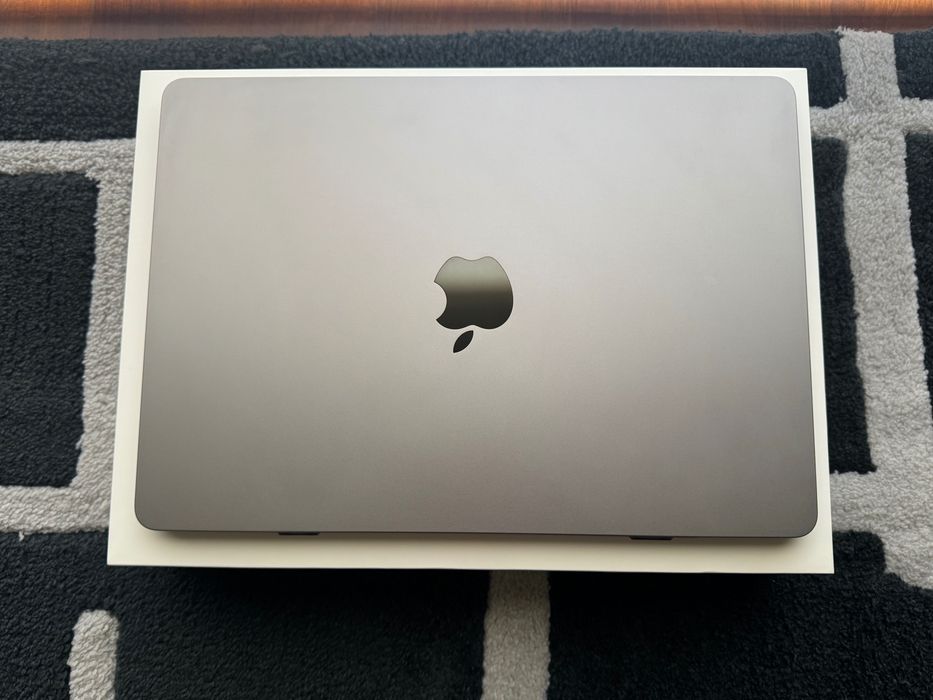 MacBook Air M2 Cinza Sideral + Capa + Pasta Samsonite