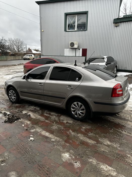 Продам Шкоду 1,9