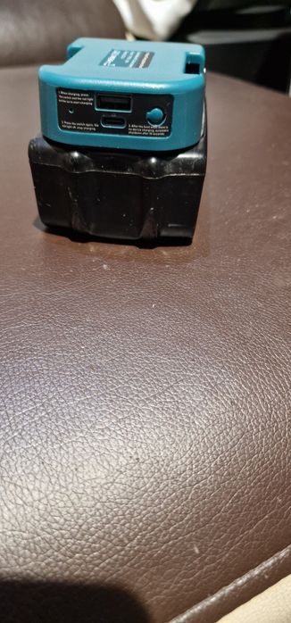 Adapter USB ,USB-C do akumulatorów makita