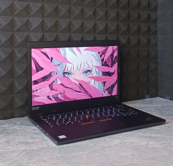 Ноутбук для роботи Lenovo / intel i5 gen 8 / DDR4 8GB / SSD m2 256GB