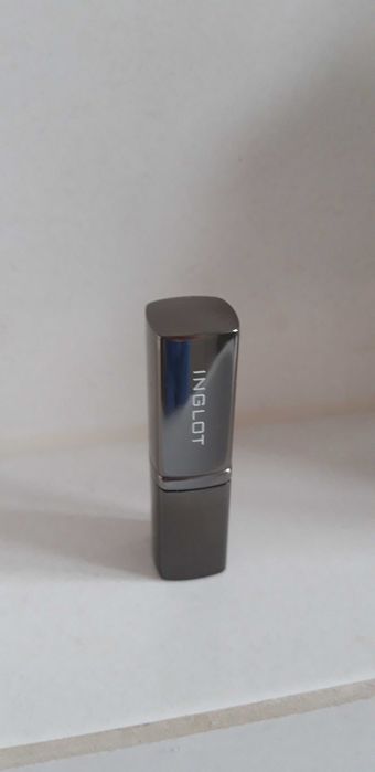 Szminka PAESE p lekkim połysku