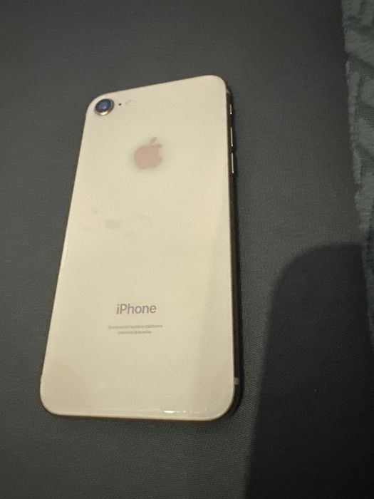 IPHONE 8.  64GB.   IMPECAVEL .  IOS 16.6.1. Vendo. Bateria 100% Nova.