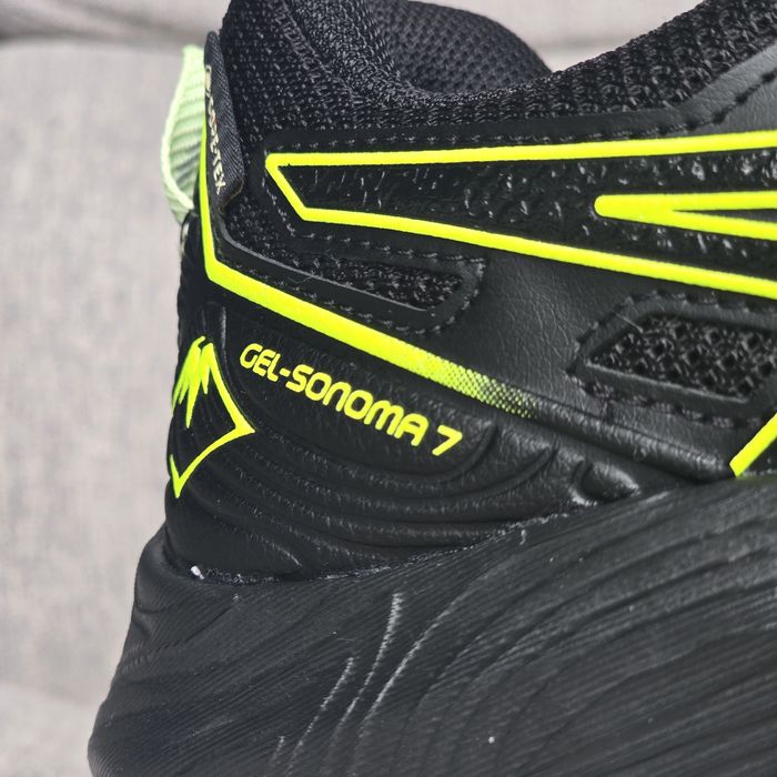 Чоловічі кросівки ASICS