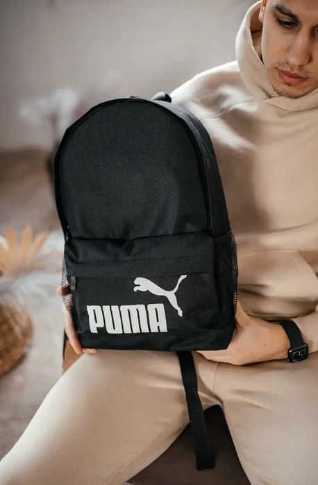 Чорний рюкзак Puma - міцний, легкий, зручний для міста та подорожей