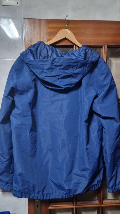 Sweter com capuz do  porto