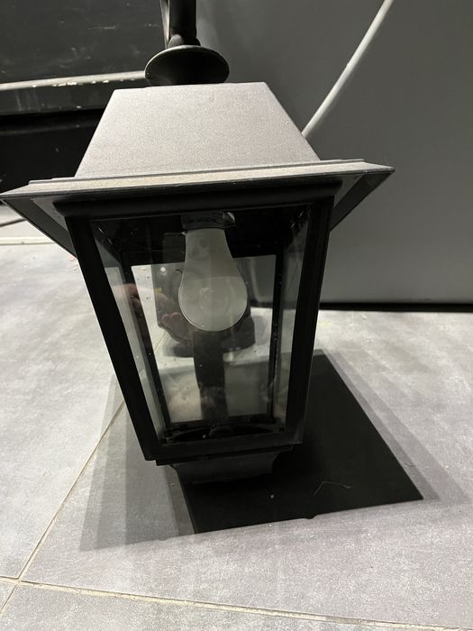 Lampa tarasowa zewnetrzna