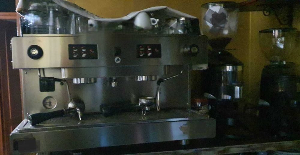 Máquina de café industrial