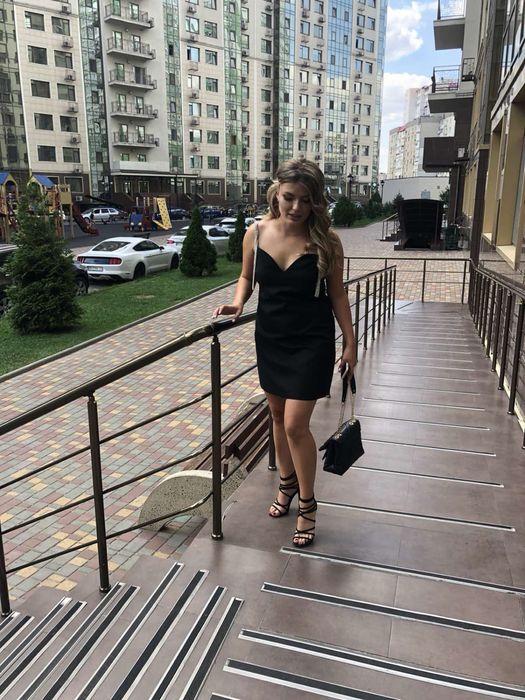 Продам вечірню сукню M можна і на L