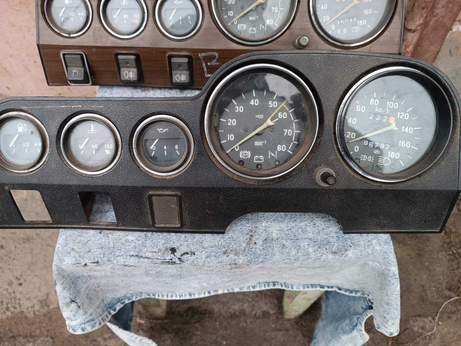 Панель приладів ваз 2103-2106