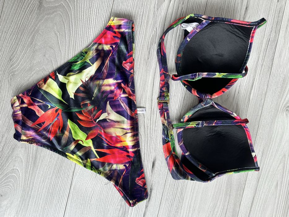 Купальник літній яскравий