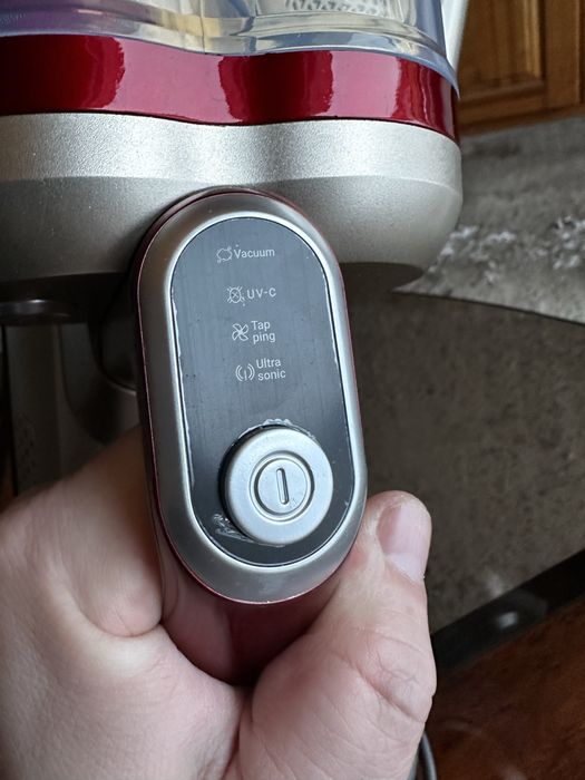 Пилосос для матраців, диванів, килимів CM203Pro