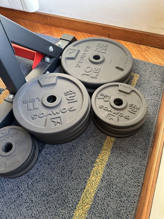 Home Gym Completo | Bench 900 + Rack + Barra + 76kg Discos + Halteres | Como Novo