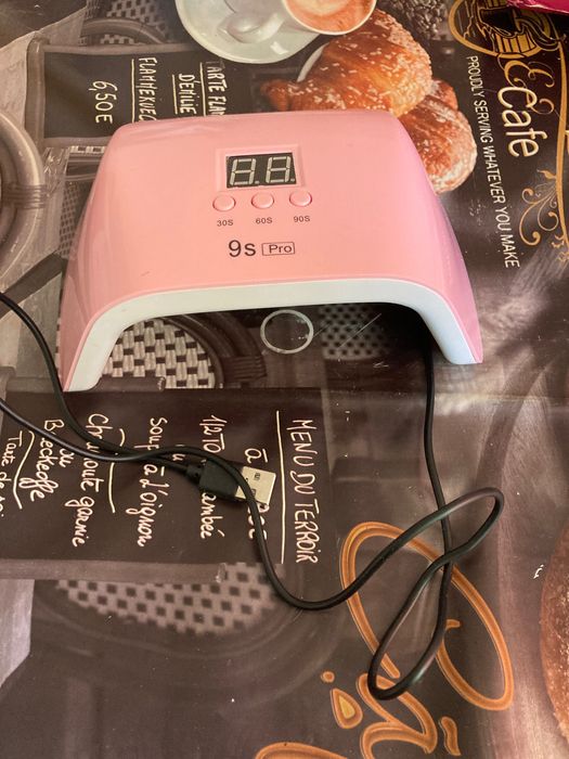 Лампу для маникюра