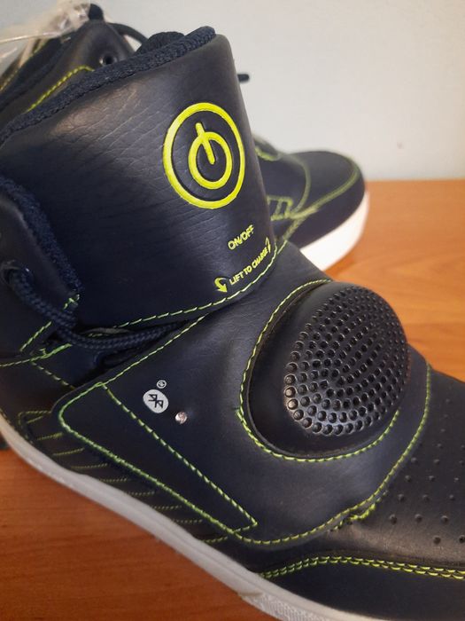 Buty grające, Beatz Speaker z głośnikiem Bluetooth, sportowe, Rozm.36