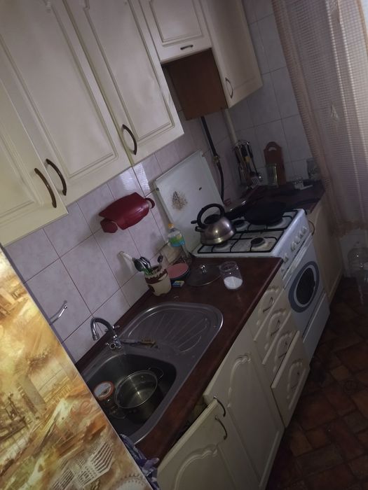 Здам кімнату в квартирі 1й пров. Київський