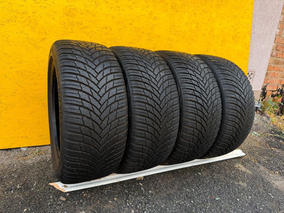 Шини Резина 235.45 R17 Firestone Зима 22 рік