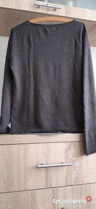 sweter popielaty