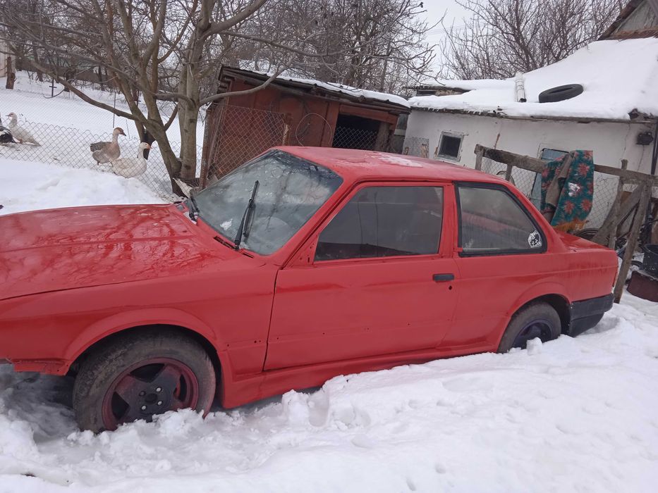Авто бмв е30 м40