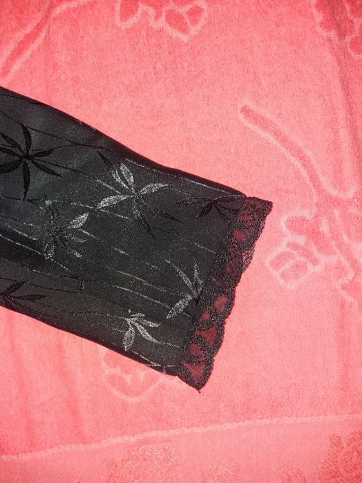 Продам женский костюм