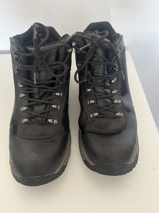 Bota Hi-tec usada